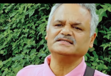 “तिम्रो घरको छानो चुहिएर पिंढीमा आहाल छ ” परदेशी नेपालीहरुको मनै रुवाउने मार्मिक गीत